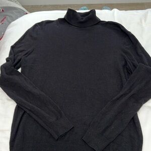 Ann Taylor black turtle neck-size large
